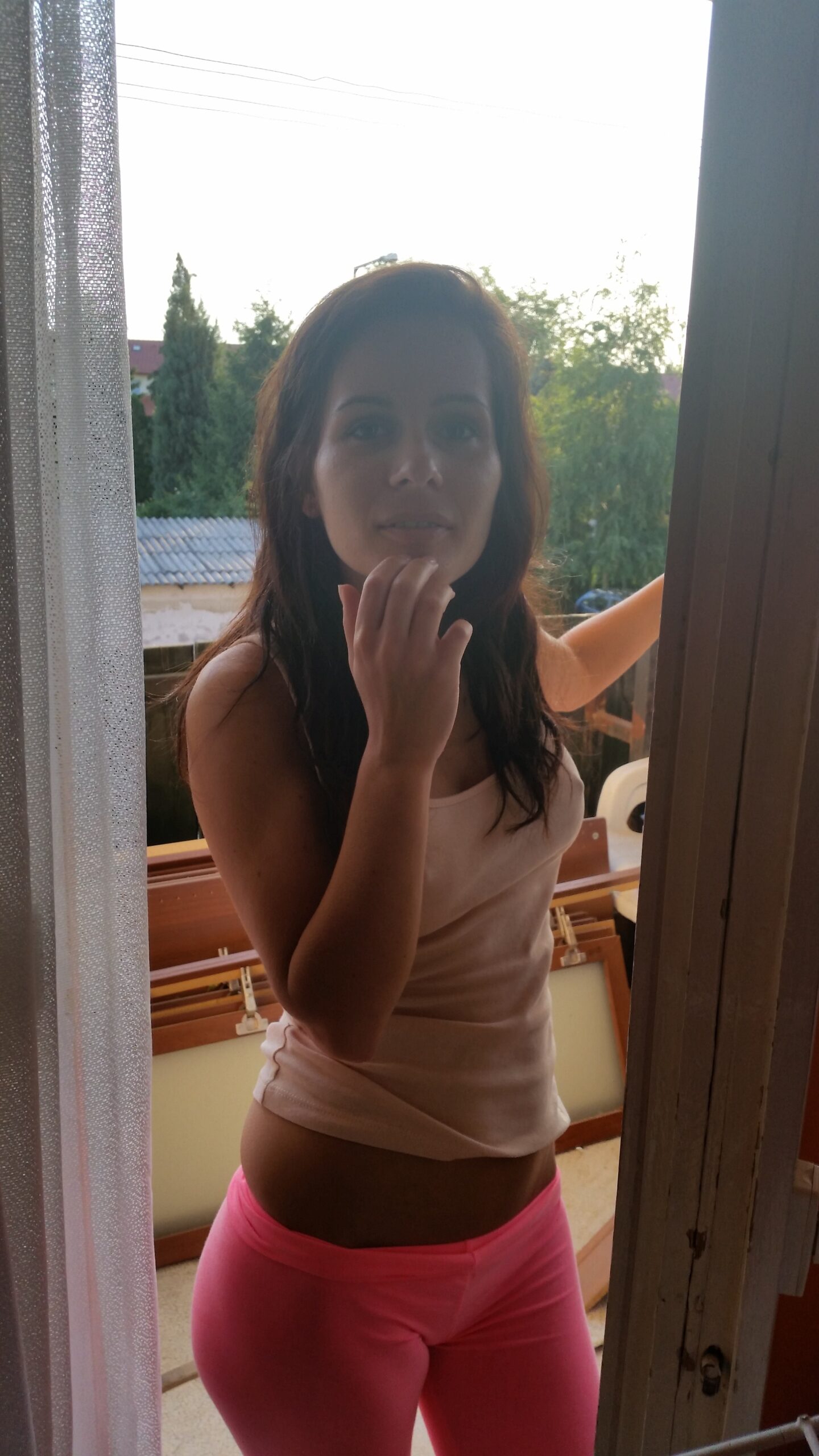 Read more about the article مغامرتي النارية مع اثنين من الشباب في فندق مطار إسطنبول