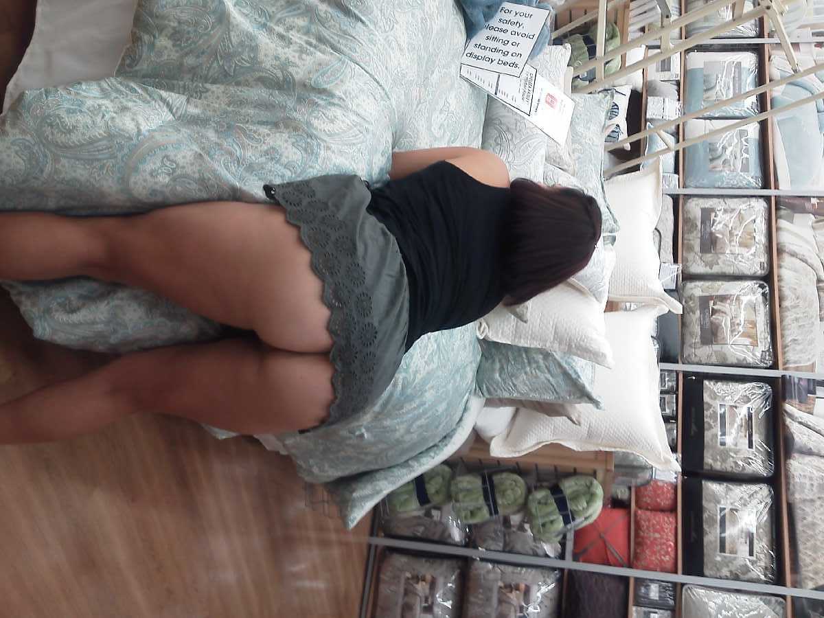 Read more about the article مغامرتي الساخنة مع غريبين في فندق باستيا أثناء توقفي الطارئ