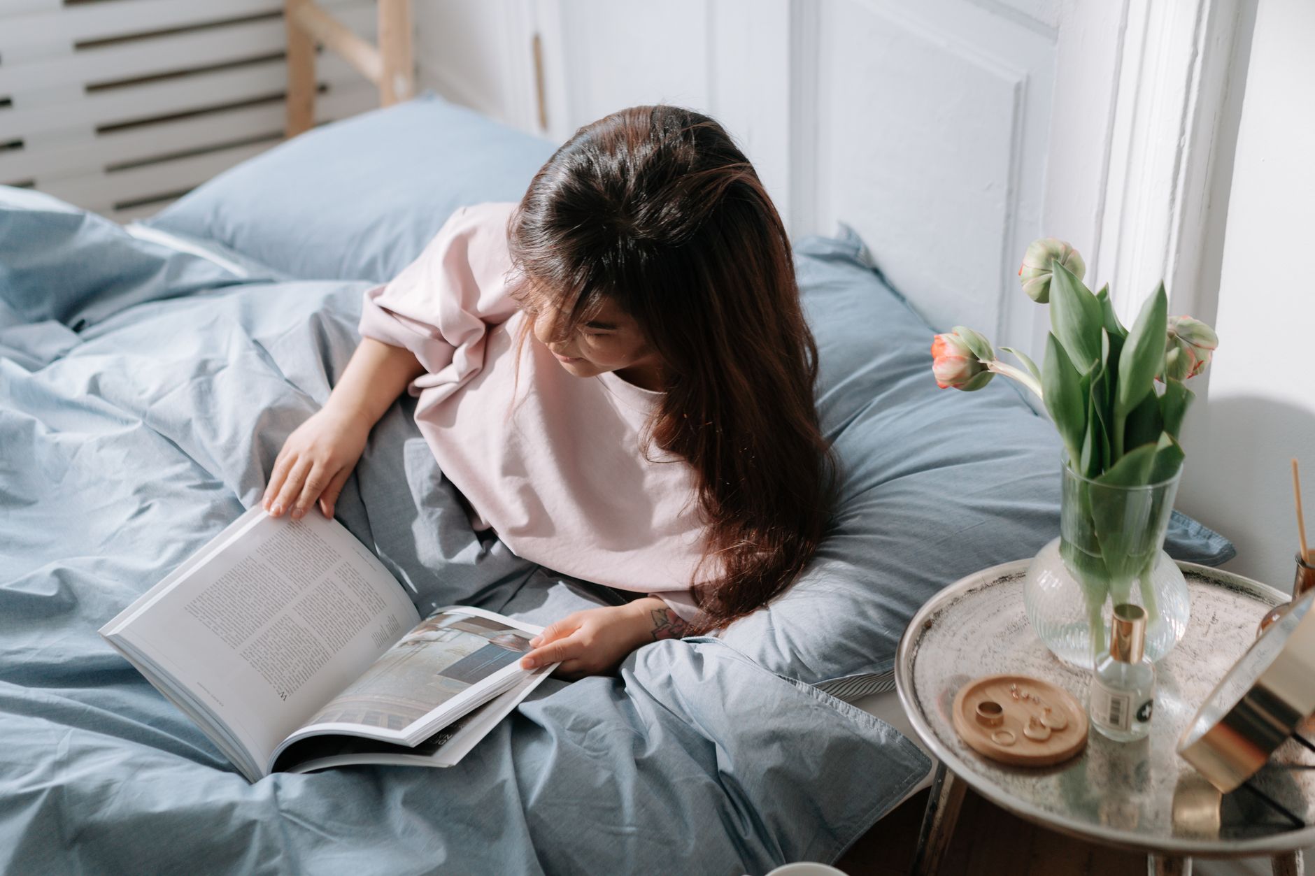 Read more about the article Mémoires d’une Femme Arabe : Mon Trio Fou lors d’une Escale à Dubaï